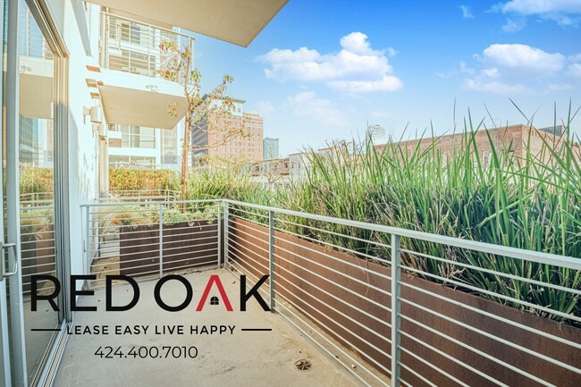 Foto del edificio - 1331 W 7th St