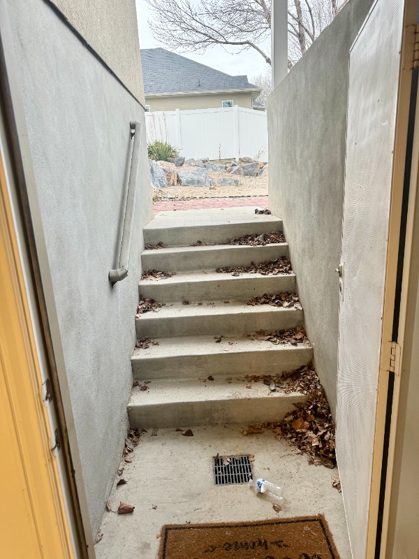 Building Photo - 10369 S 2840 W