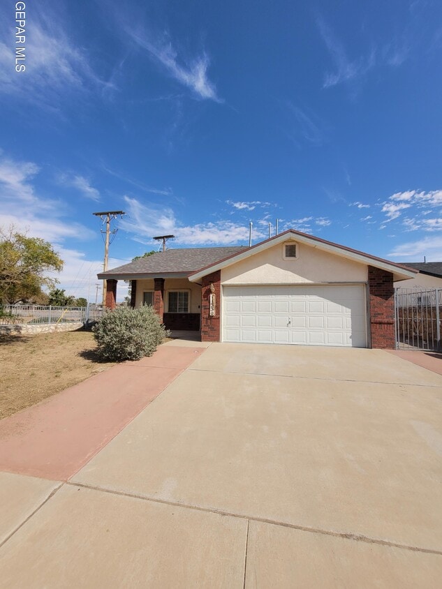 Foto principal - 11330 Loma Del Sol Dr