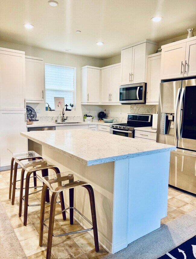 Foto del edificio - 511 Finch Ln