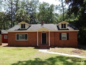 Building Photo - 2309 Amelia Cir