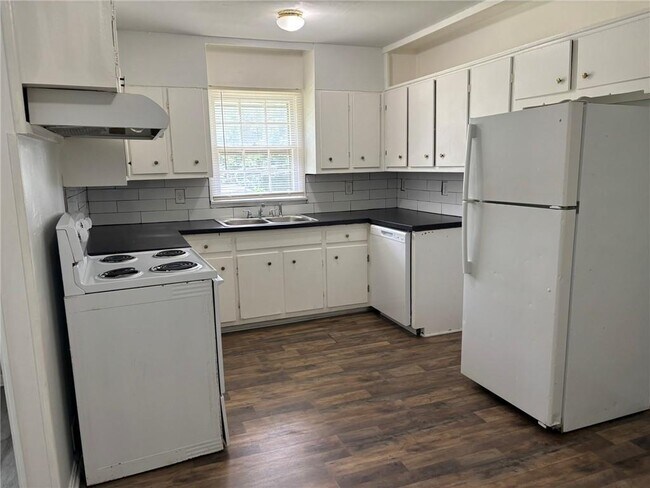 Foto del edificio - 3867 Bretton Woods Rd