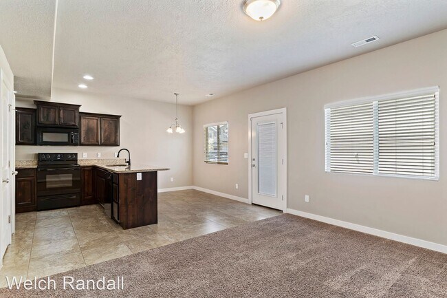 Building Photo - 3 br, 2.5 bath House - 1136 W 2875 N
