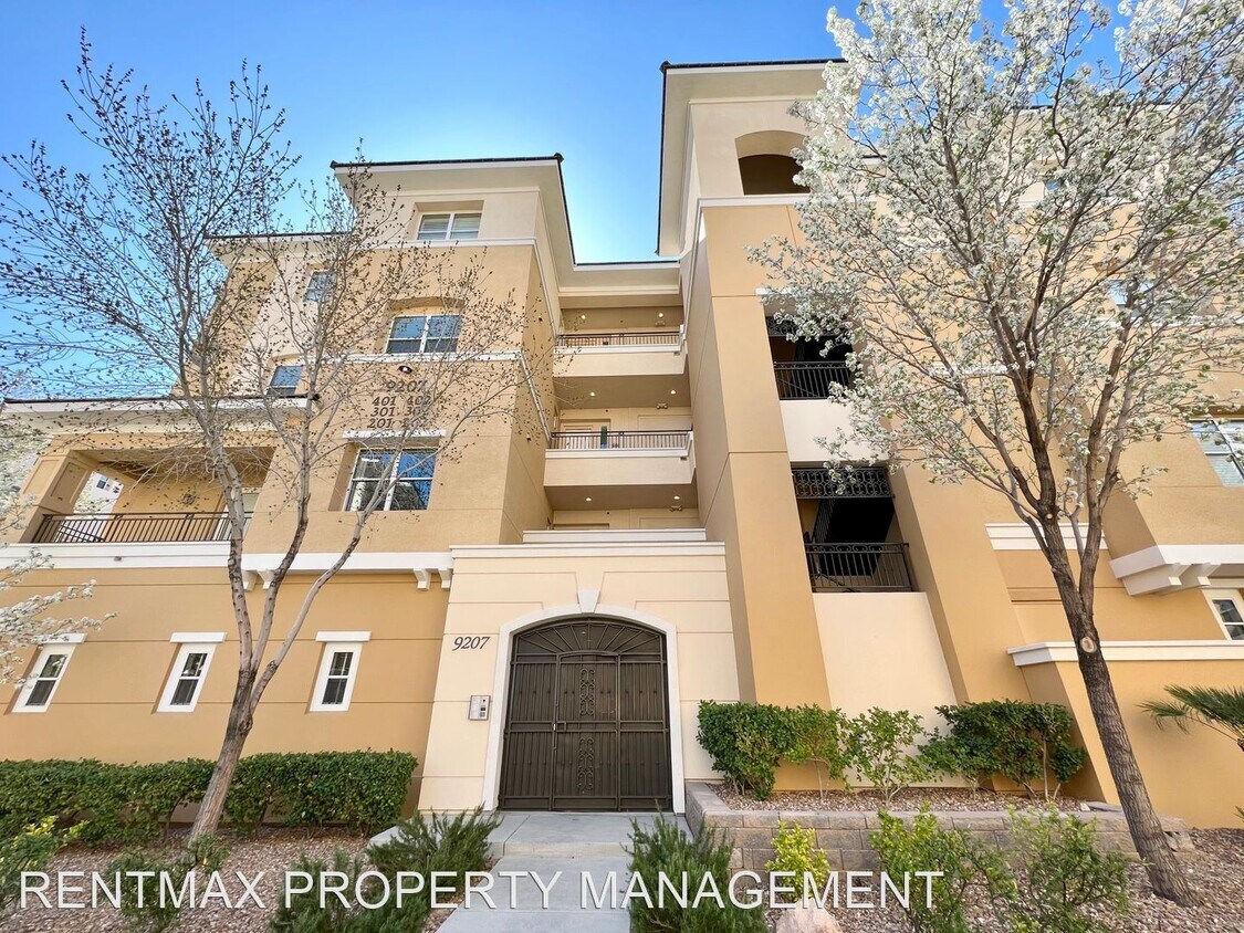 Foto principal - 2 br, 2 bath House - 9207 TESORAS DR #402
