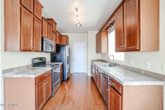 Building Photo - 34920 N 31st Ave