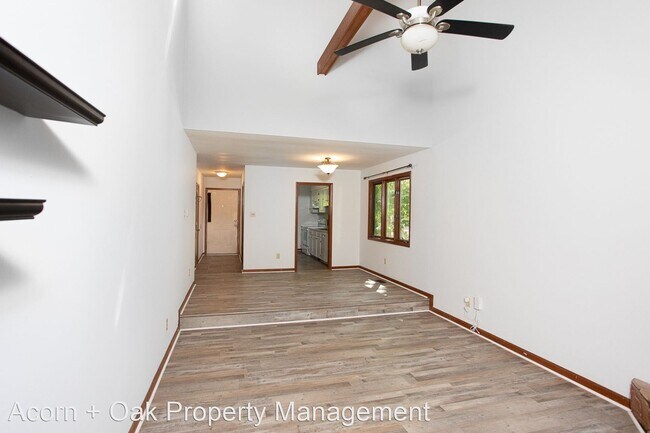 Building Photo - 2 br, 2 bath House - 5644 Thea Lane, B