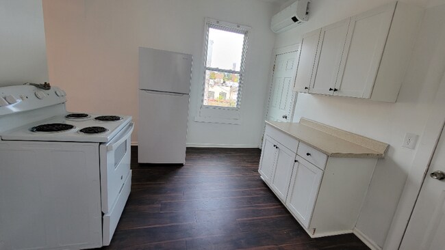 Foto del edificio - 146 Quail St