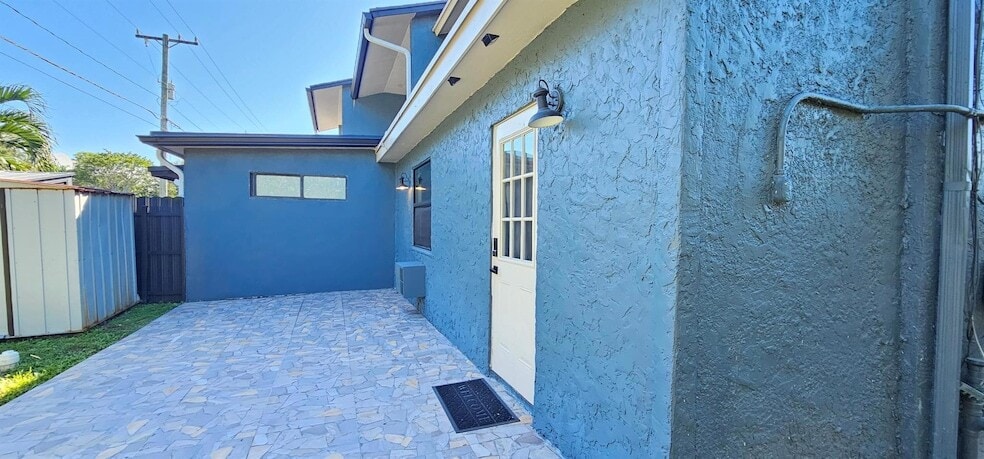 Photo - 3684 Pinehurst Drive Unit Effiency