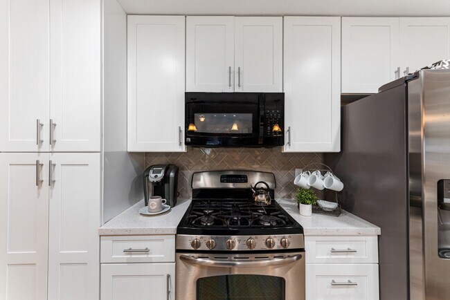 Foto del edificio - 1043 Grand Jct Dr