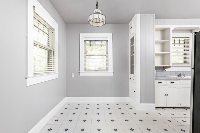 Foto del edificio - 2102 Brackenridge St