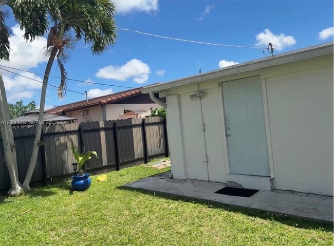 Foto del edificio - 12823 SW 20th Terrace