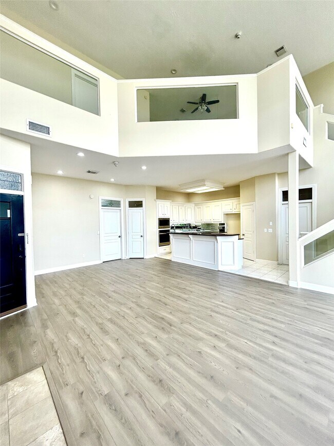 Foto del edificio - 807 Kipp Ave