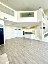 Building Photo - 807 Kipp Ave