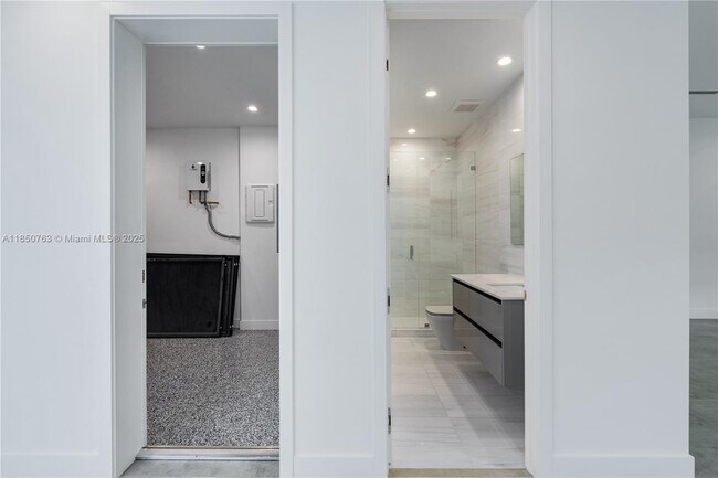 Foto del edificio - 2840 SW 32nd Ct
