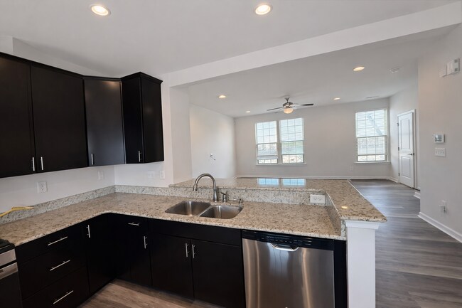 Foto del edificio - 3014 Potomac River Pkwy