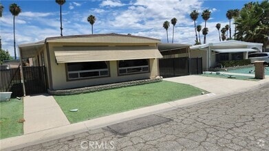 Building Photo - 868 Santo Tomas Dr