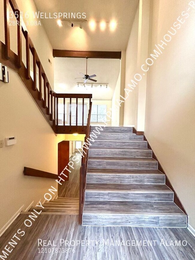 Foto del edificio - MUST SEE!! 2 Bedroom / 3 Bath Home w/ Bonu...