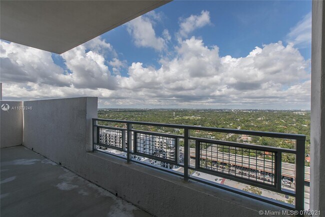 Foto del edificio - 8217 SW 72nd Ave