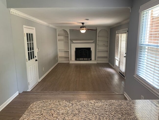 Building Photo - Columbia County 3 BR, 2.5 BA home for rent!