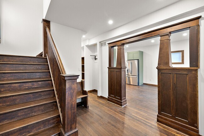 Foto del edificio - 4169 Burns Ave