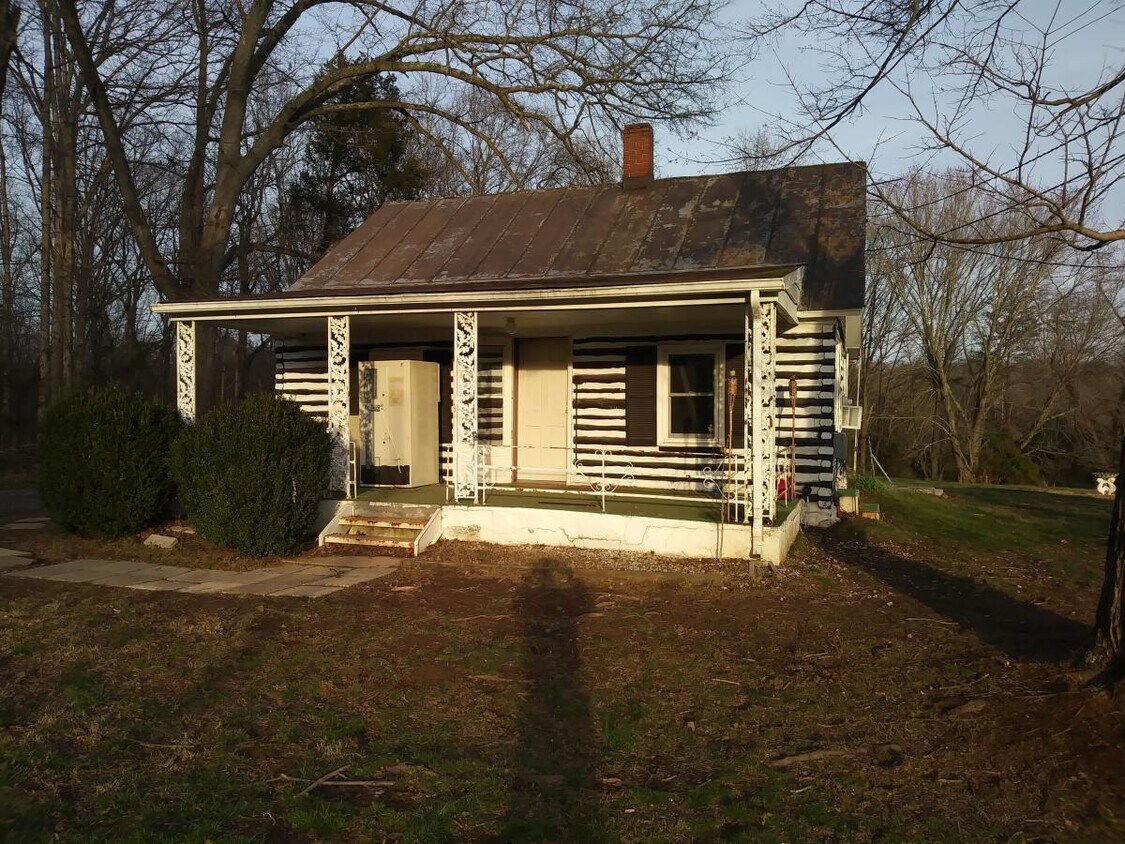 Primary Photo - 11819 Bradley Forest Rd