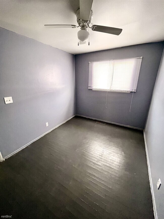 Building Photo - 3 br, 1 bath House - 6181 Palmetto Dr