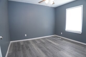 Building Photo - 6803 6th St