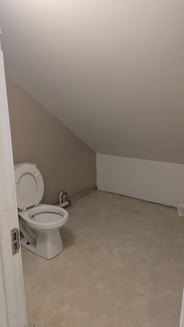 Foto del edificio - 2 Bedroom/1.25 bath house with large kitch...