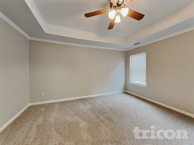 Foto del edificio - 1006 Grenier Terrace NE