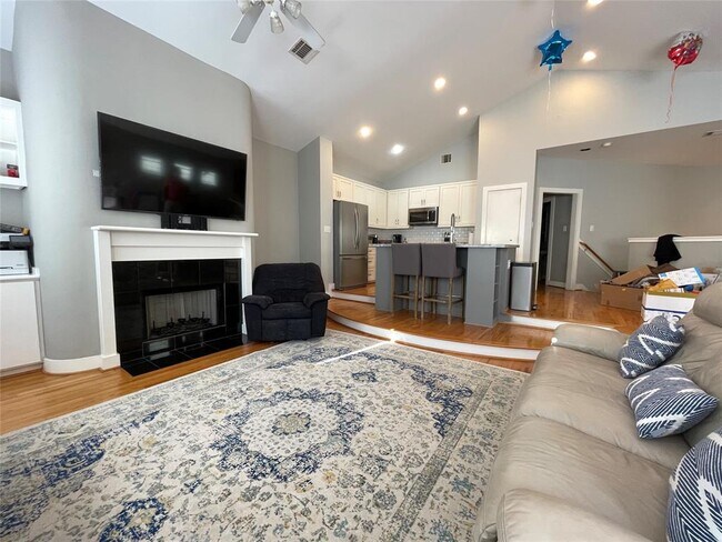 Foto del edificio - 9822 Samantha Suzanne Ct