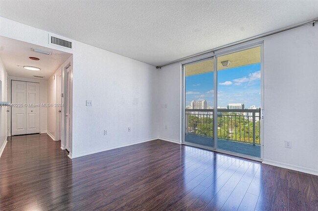 Foto del edificio - 816 NW 11th St