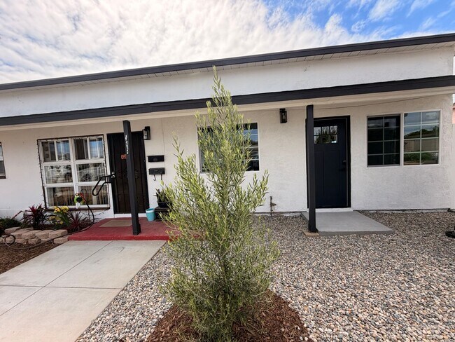 Foto del edificio - 4172-74 Bannock Ave