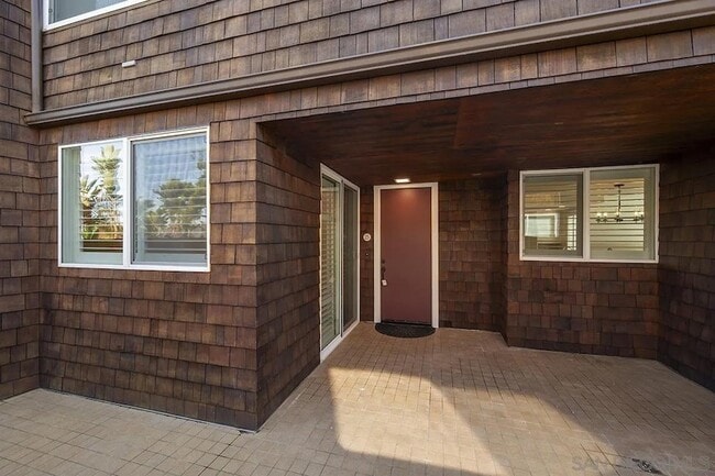 Foto del edificio - 325 S Sierra Ave