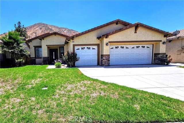 Foto principal - 17371 Redmaple St
