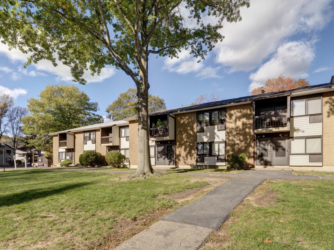 Primary Photo - Chatham West Apartments