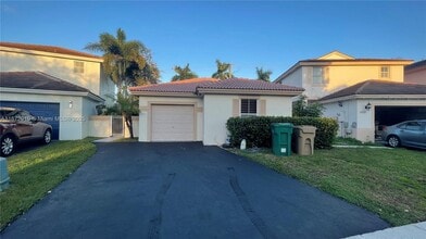 Building Photo - 6952 SW 148 Ln