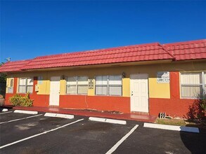 Building Photo - 4070 NW 30th Terrace