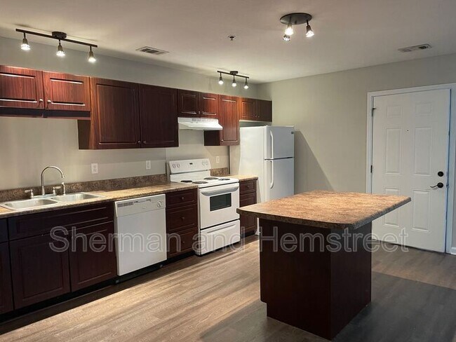 Building Photo - 3301 London Ct SW