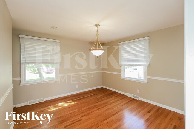 Foto del edificio - 8408 W 89th St