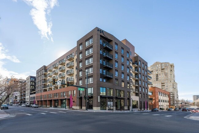 Building Photo - Modera Golden Triangle