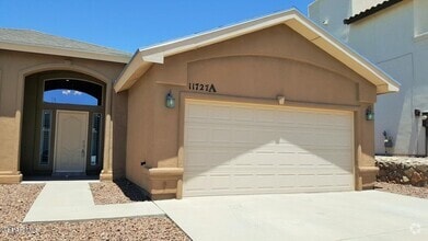 Building Photo - 11727 Dos Palmas Dr