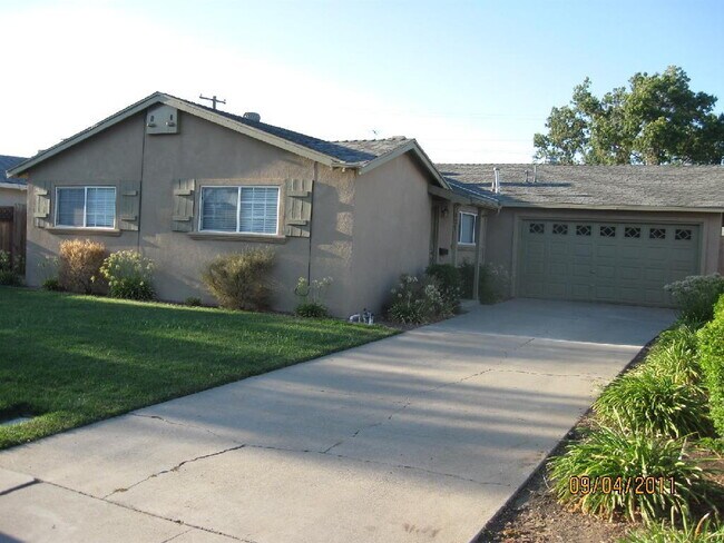 Building Photo - 3 bed/2 bath remodeled home in Tracy