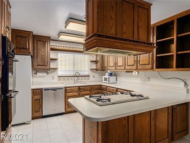 Foto del edificio - 4 br, 2 bath House - 5913 Carl Ave
