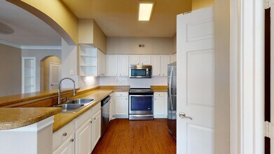 Interior Photo - THIRTY377