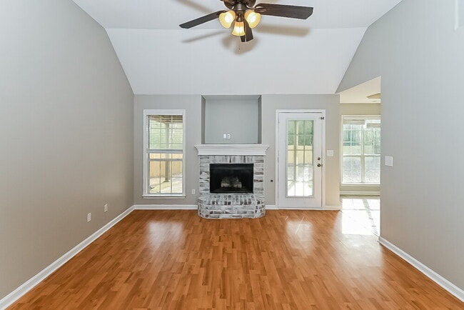 Foto del edificio - 1236 Biloxi St