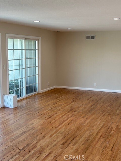 Foto del edificio - 10232 Sherrill St