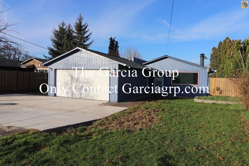 Foto principal - 4505 NE Emerson St