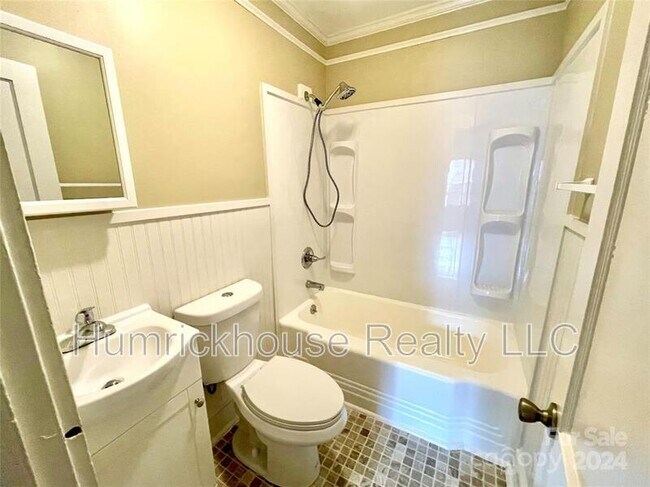 Foto del edificio - 338 Magnolia St NW