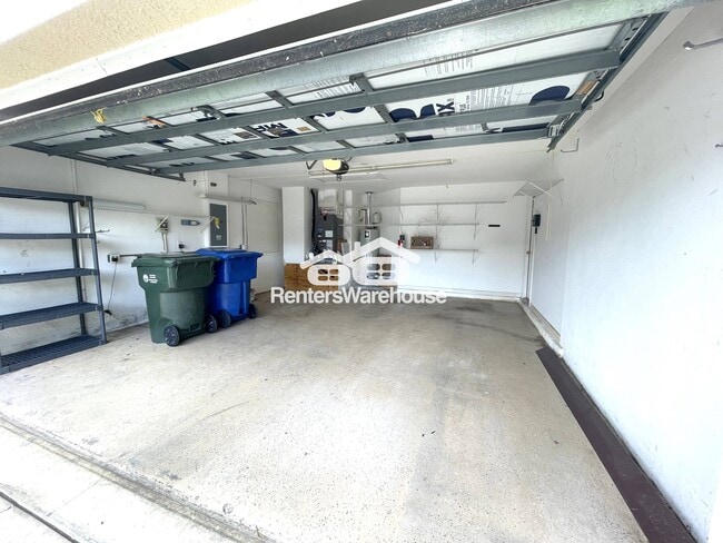 Building Photo - 14950 Hidden Oaks Cir
