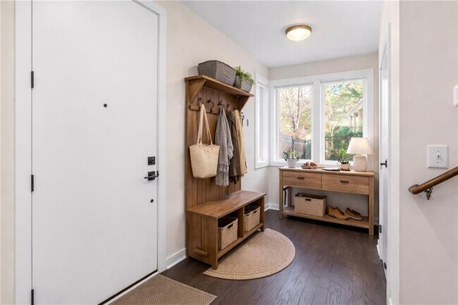 Foto del edificio - 415 Gartrell St SE